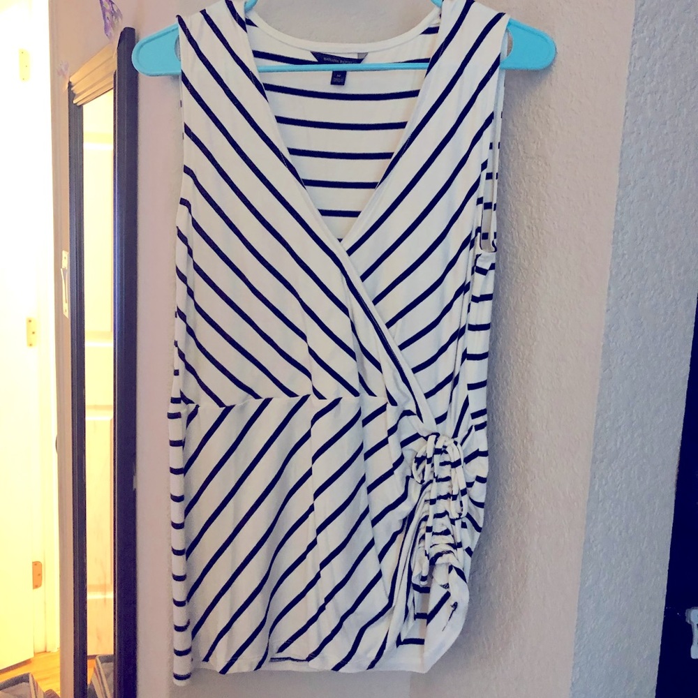 Banana Republic NWOT striped tank top size M